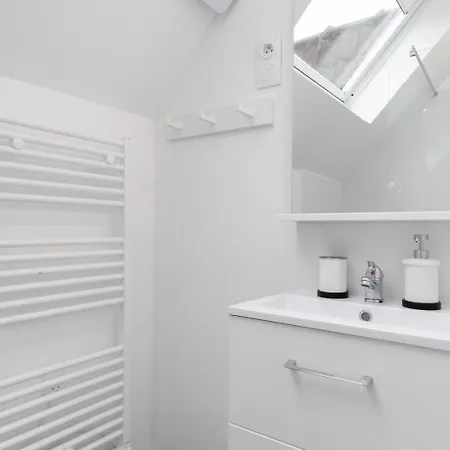 Centre - Bel Sous Les Combles !