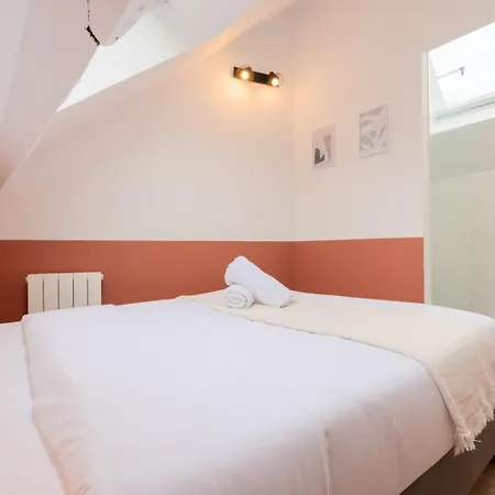 Centre - Bel Sous Les Combles ! Apartman